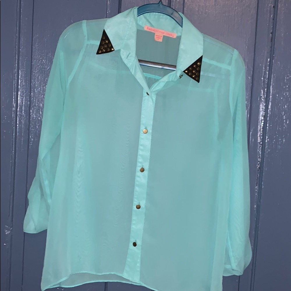 Green blouse